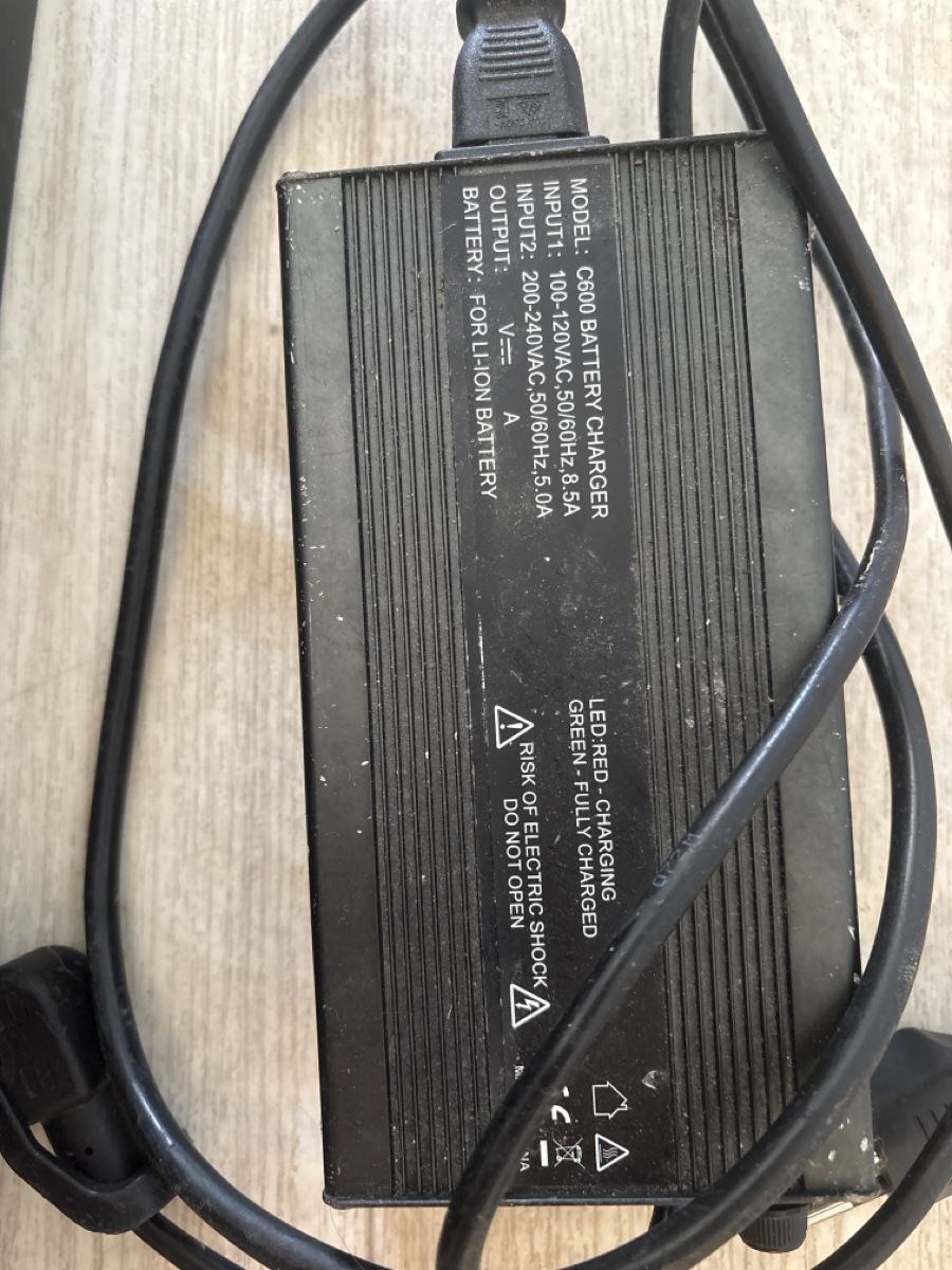 Batteries: E-Roller Batterie 60V/40AH – Neuf (Voir description) à Rudolfstetten par KerstinB01 2