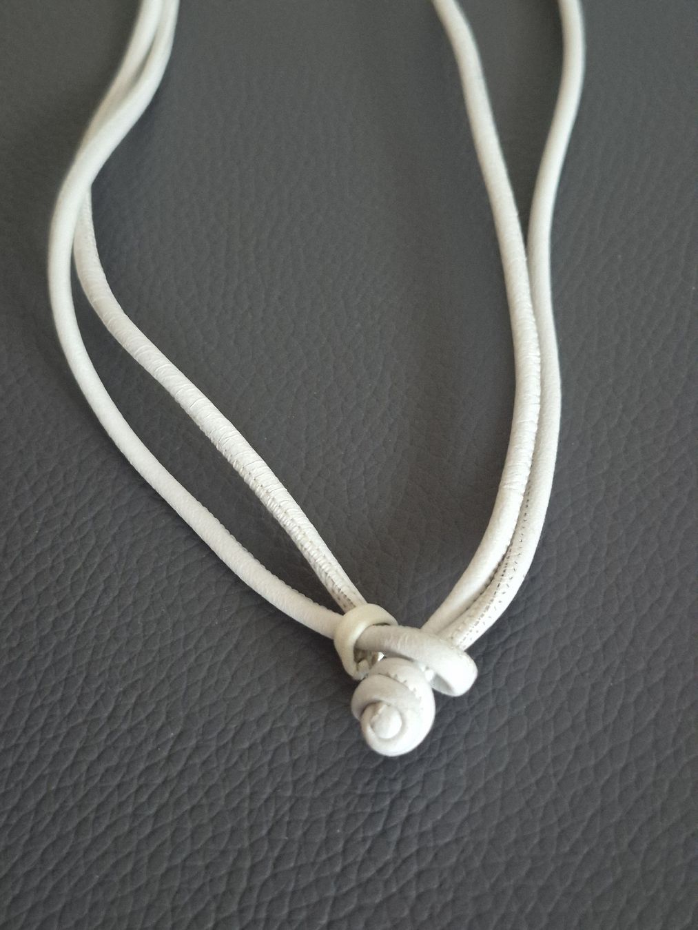 Nastri decorativi: BUCHERER Lederband - weiss – Usato da Bern venduto da Rou_rsz5 3