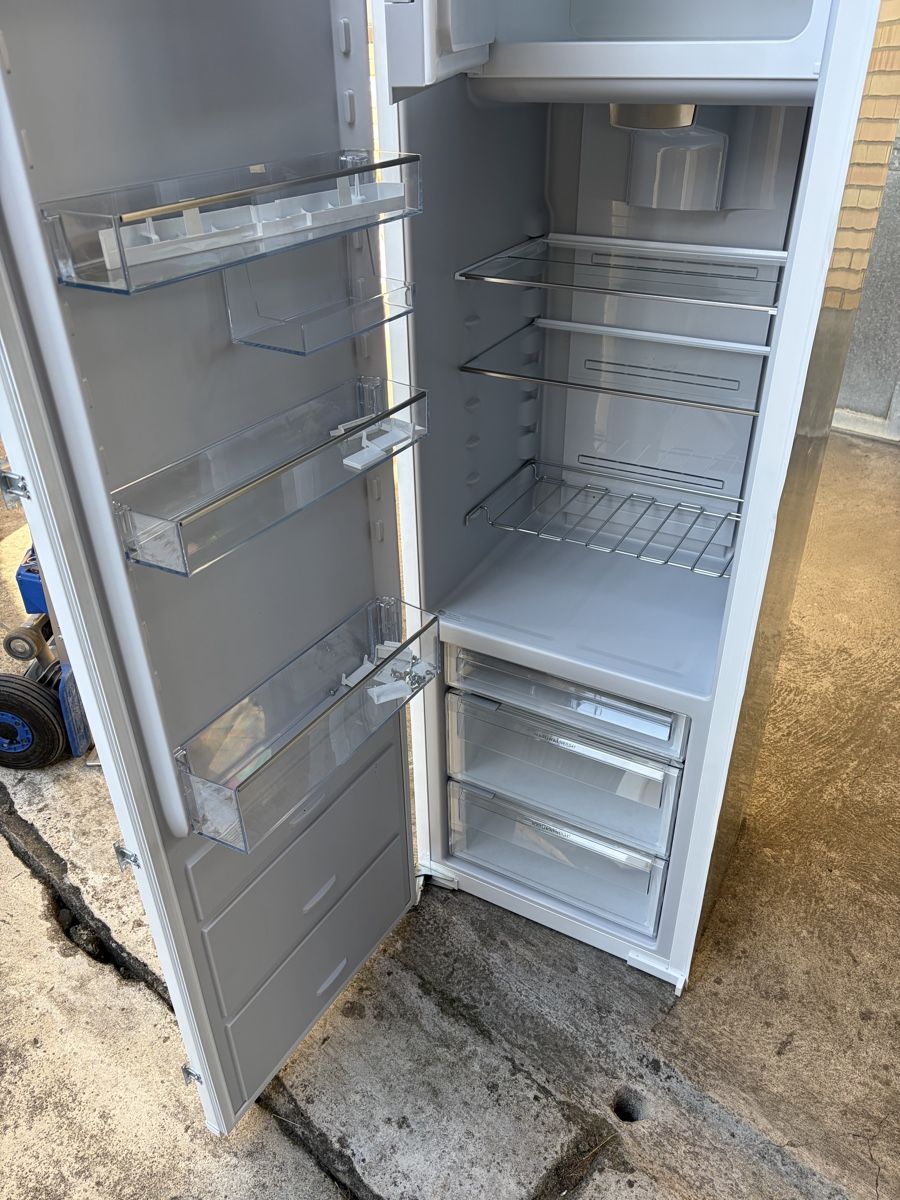 Kühlschrank: Neuer Electrolux Kühlschrank Schnäppchen – Neu (gemäss Beschreibung) aus Andwil TG von sirknollte 3