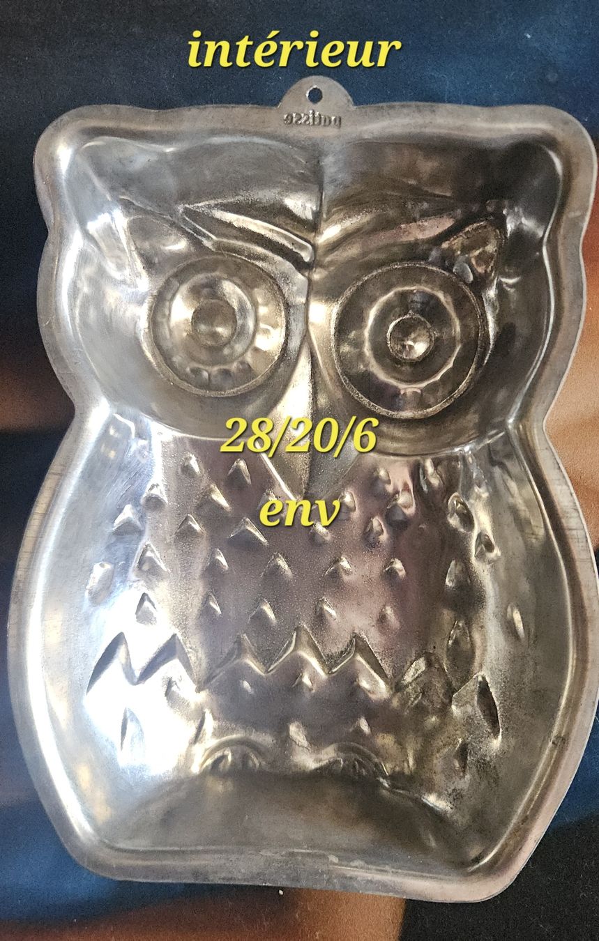 Moules à gâteaux: Moule à gâteau hibou métal  – D'occasion à La Chaux-de-Fonds par exup-51 1