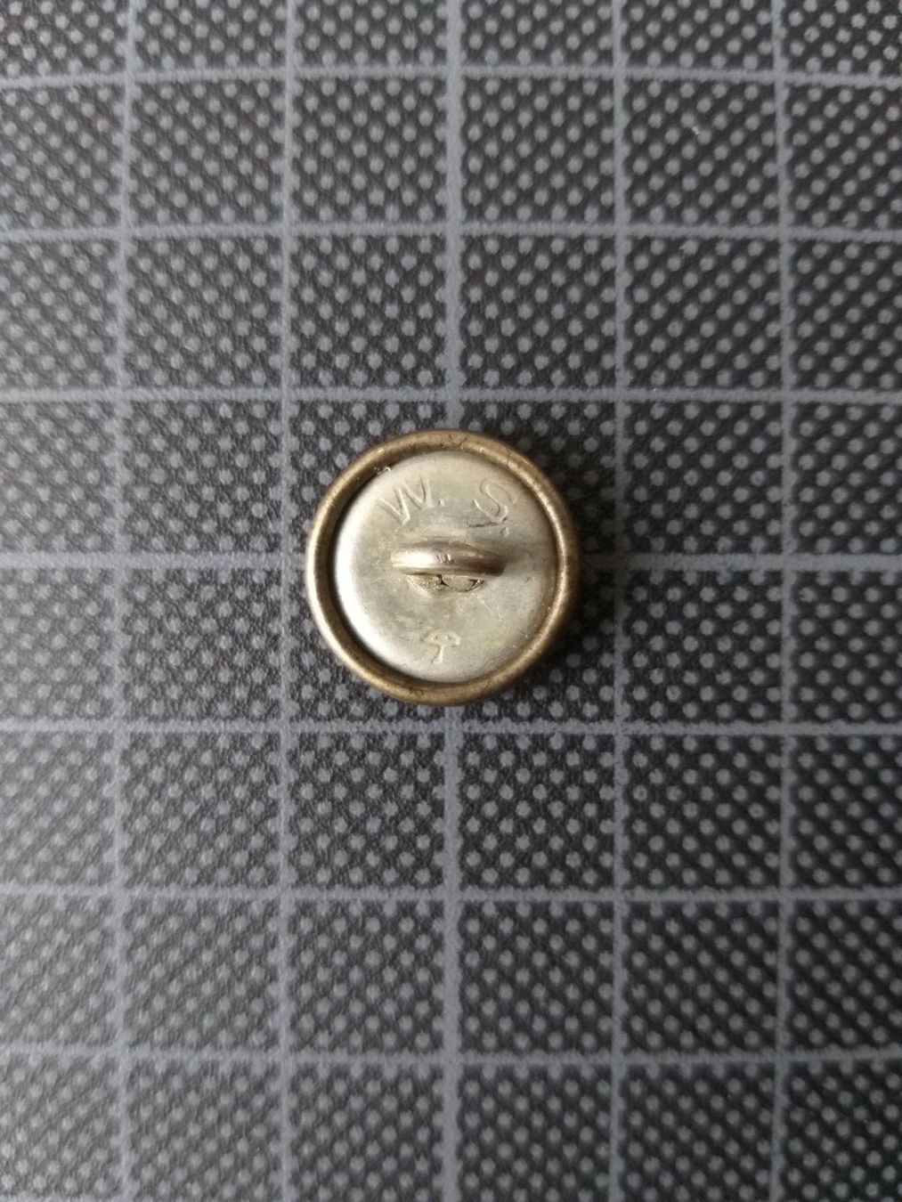 Uniformi & Effetti personali: Uniformknopf Ord. 1914 16 mm SCHAERER V2 – Usato da Bauma venduto da SwissMilitaria 1