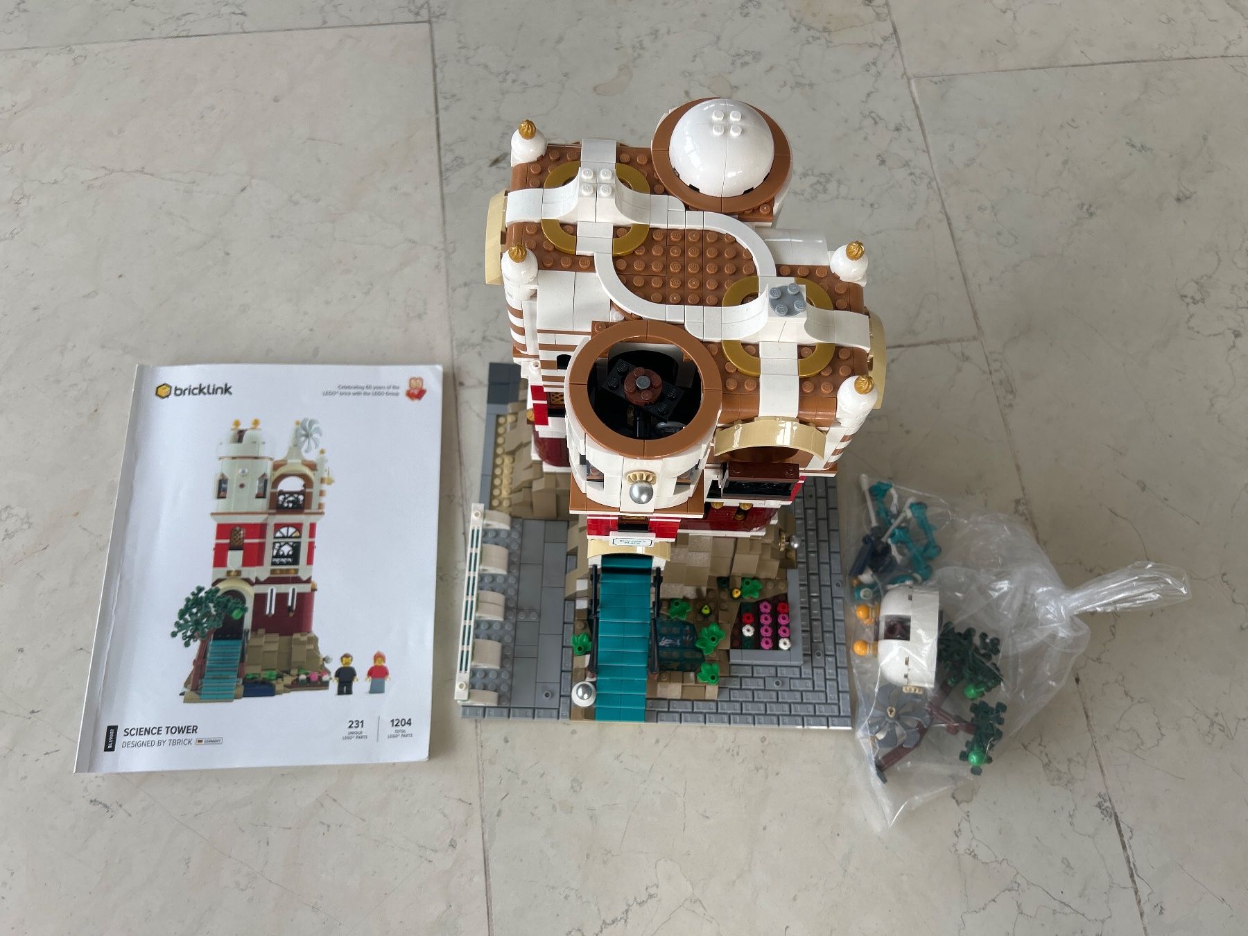 Lego Kit di costruzioni: LEGO MOC 2x Bricklink Science Tower +40526Electric Scooters – Usato da Uetikon am See venduto da Kirb82 2
