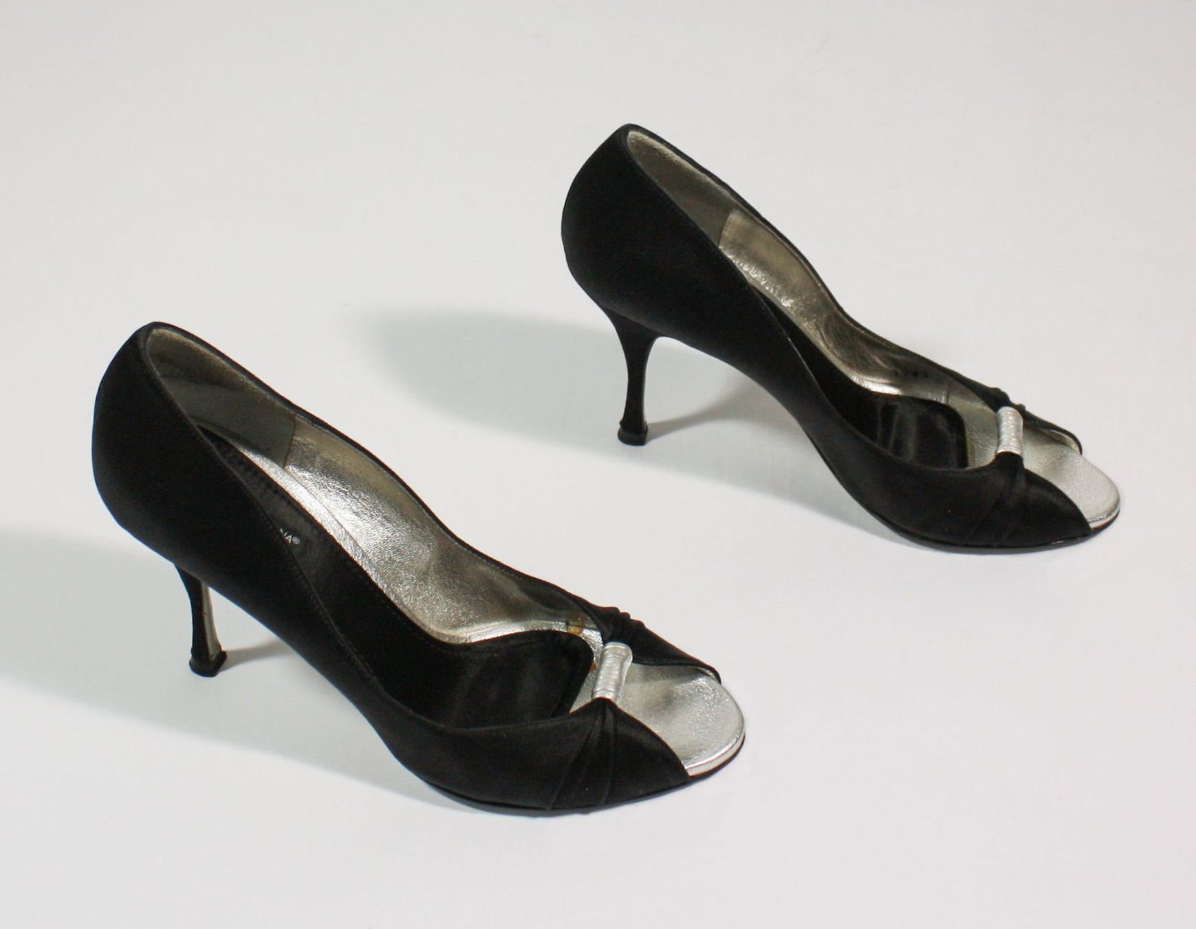 Scarpe da donna: Dolce & Gabbana Sandale Gr. 39 – Usato da Belp venduto da caramel-secondhand 1