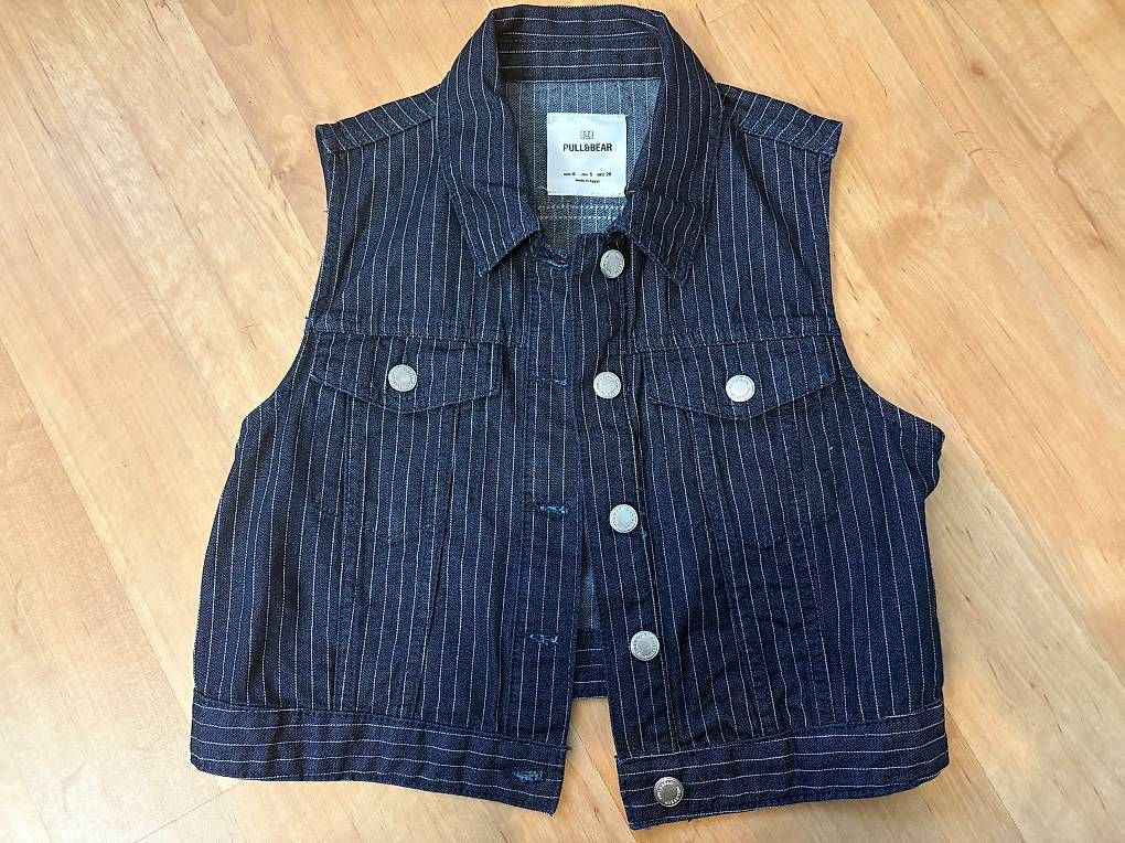 Pull&Bear Gilet & Giacche senza maniche: Neu: Gilet von Pull&Bear Gr. S – Nuovo (secondo la descrizione) da Willisau venduto da ani_gtk8