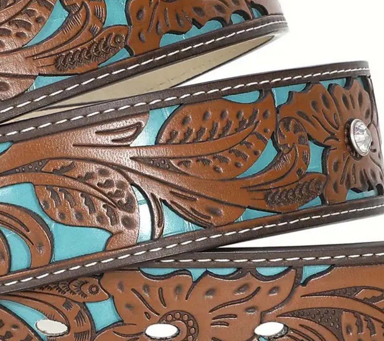 Cinture: Gürtel im Western-Boho-Stil mit Nieten – Nuovo e nell'imballaggio originale da Lausanne venduto da FASHION-WORLD-SHOP 3