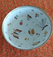 Plat en porcelaine peint à la main