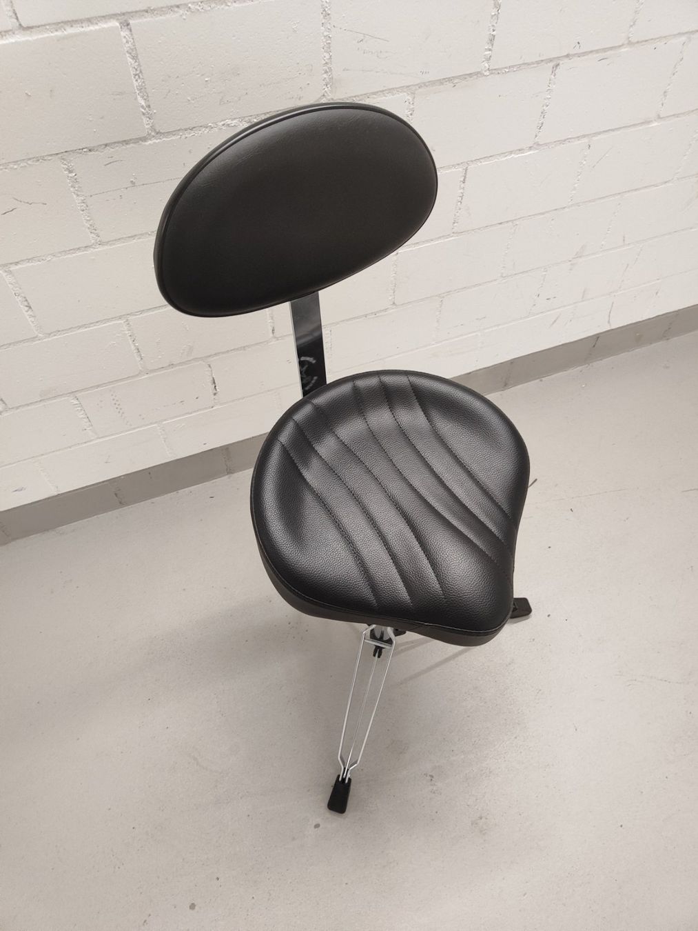 Strumenti musicali: K&M Schlagzeug Hocker – Usato da Zürich venduto da KingPeto 1