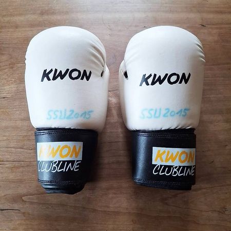 Gants de boxe Kwon  taille small