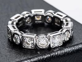 Luxus Elegante Gr.18:8 Ring  Memoire Silberfarben