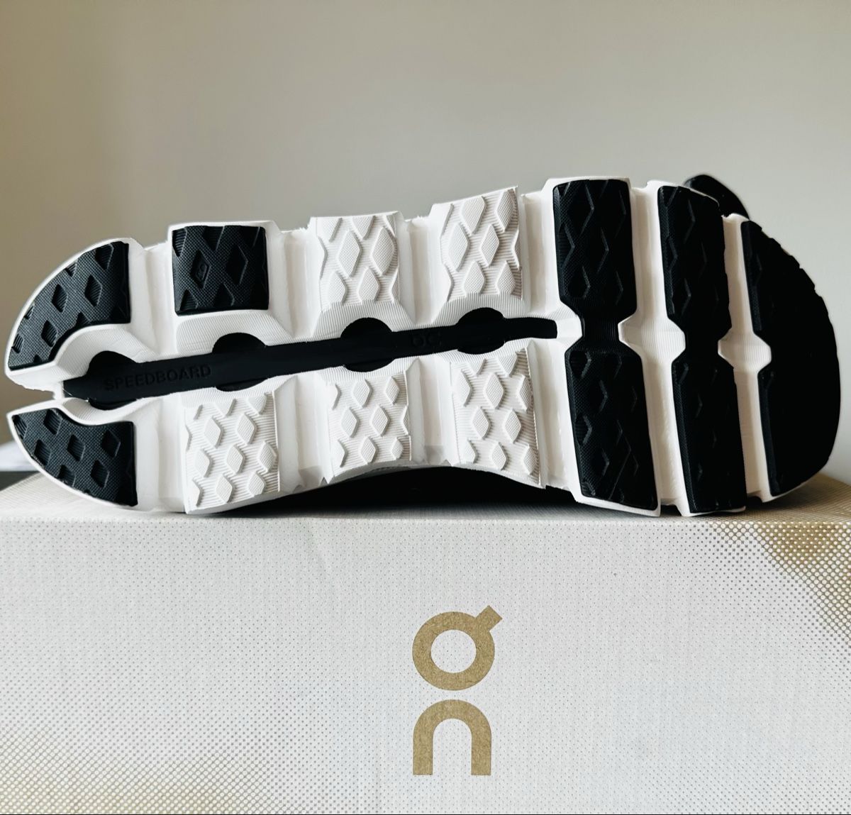 On Chaussures hommes: On Cloudswift  – Neuf avec emballage d'origine à Biel/Bienne par Akwawini 2