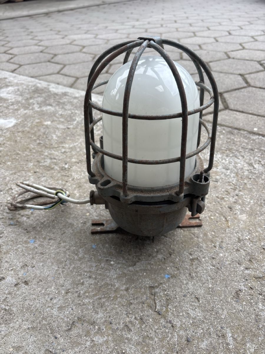 Lampadari & plafoniere: Explosionssichere antike Lampe – Usato da Lyssach venduto da Prisi77