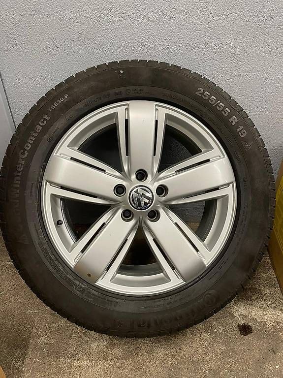 Pneus & Roues: VW Amarok Winterräder-Komplettsatz – D'occasion à Mellingen par reussgarage 3