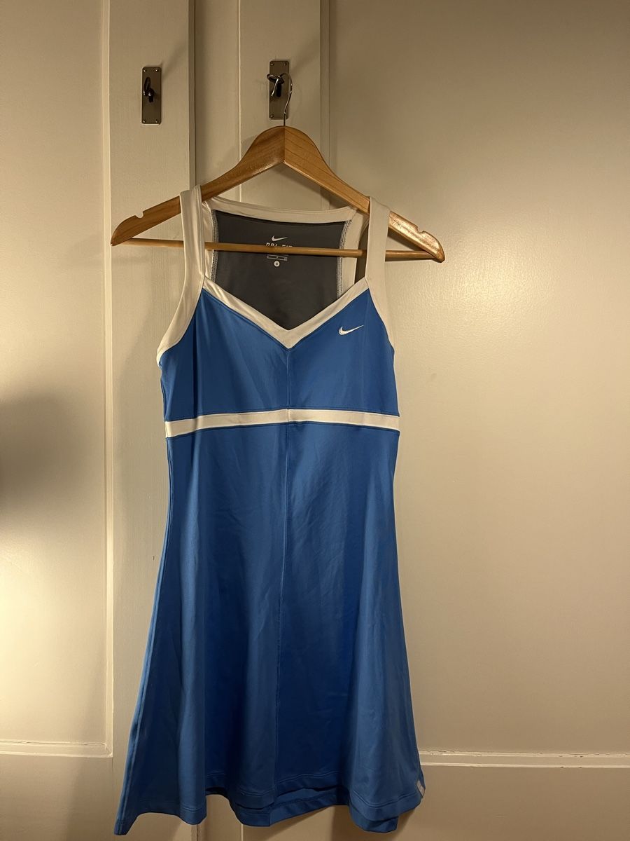 Nike Vestiti: Nike Tenniskleid Gr. S – Usato da Bern venduto da Camski