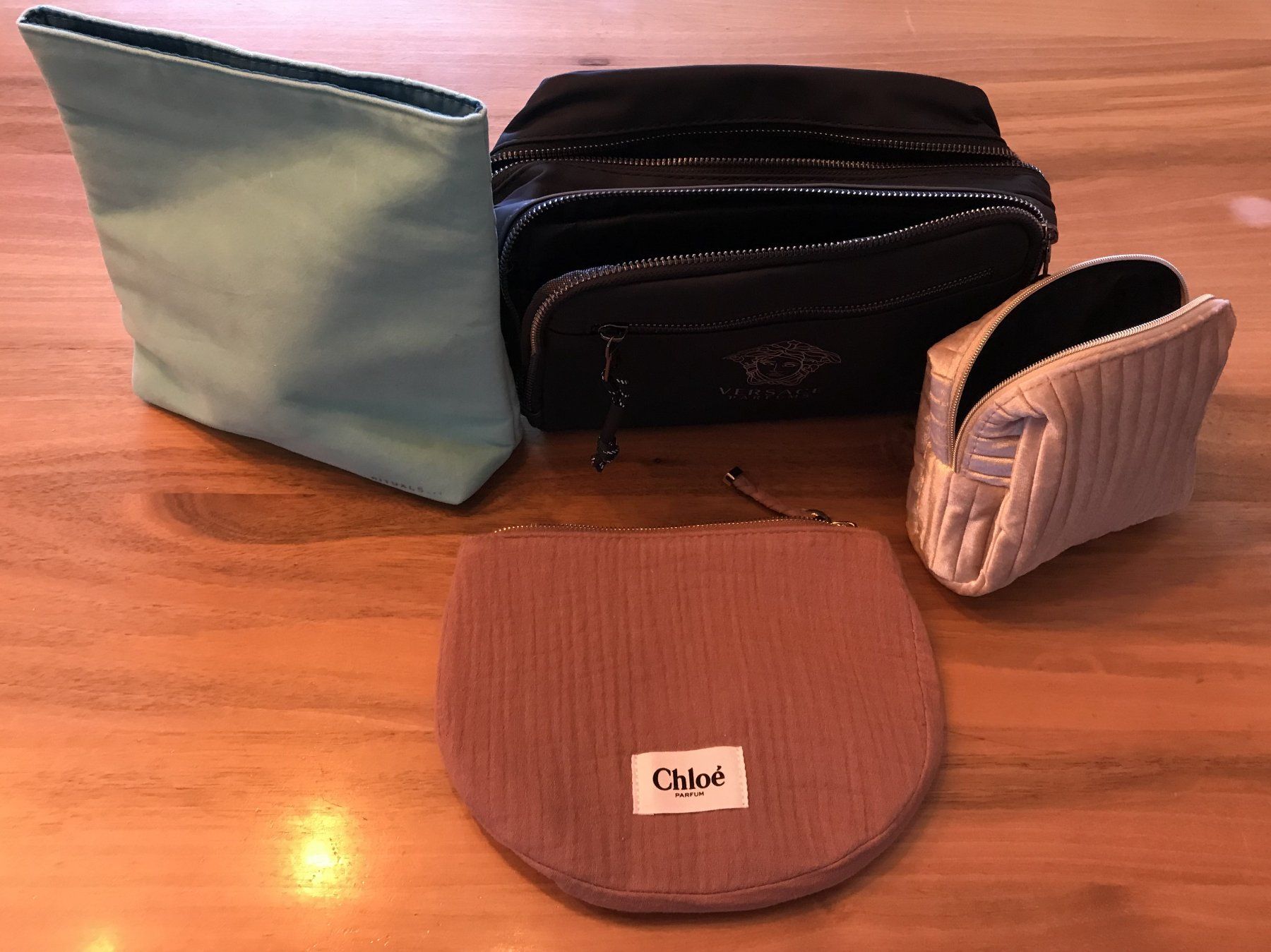 Custodie per cosmetici: Necessaire Taschen – Usato da Altstätten SG venduto da Nik2009 6