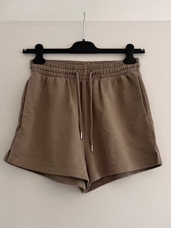 Kurze Sommerhosen