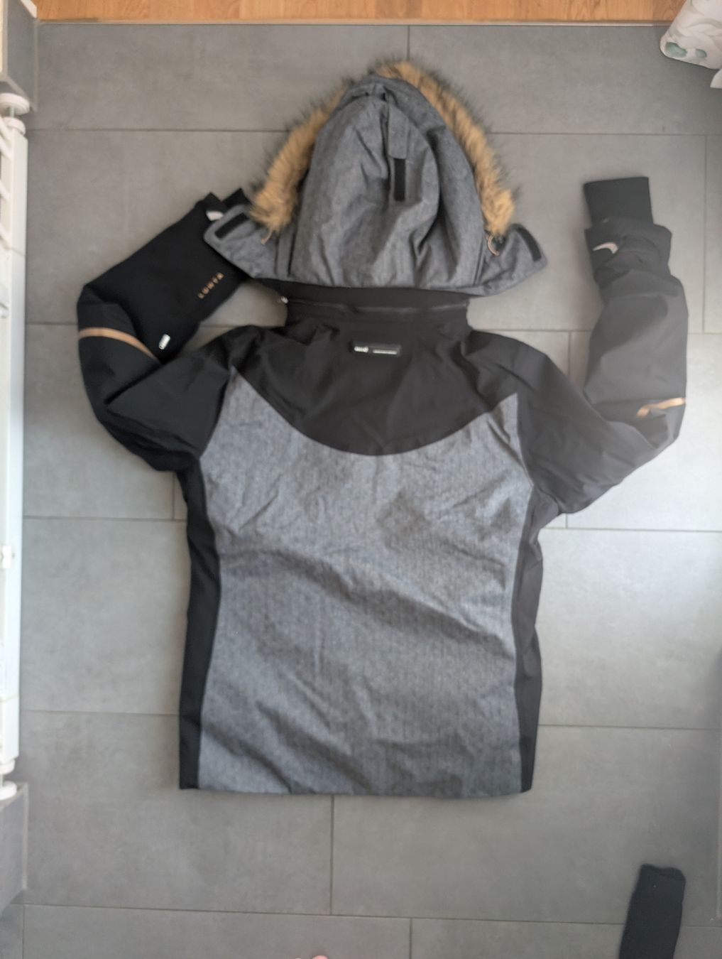 Luhta Giacche: LUMTA SchneeJacke Grösse L – Nuovo (secondo la descrizione) da Münchenbuchsee venduto da La_piccola 4