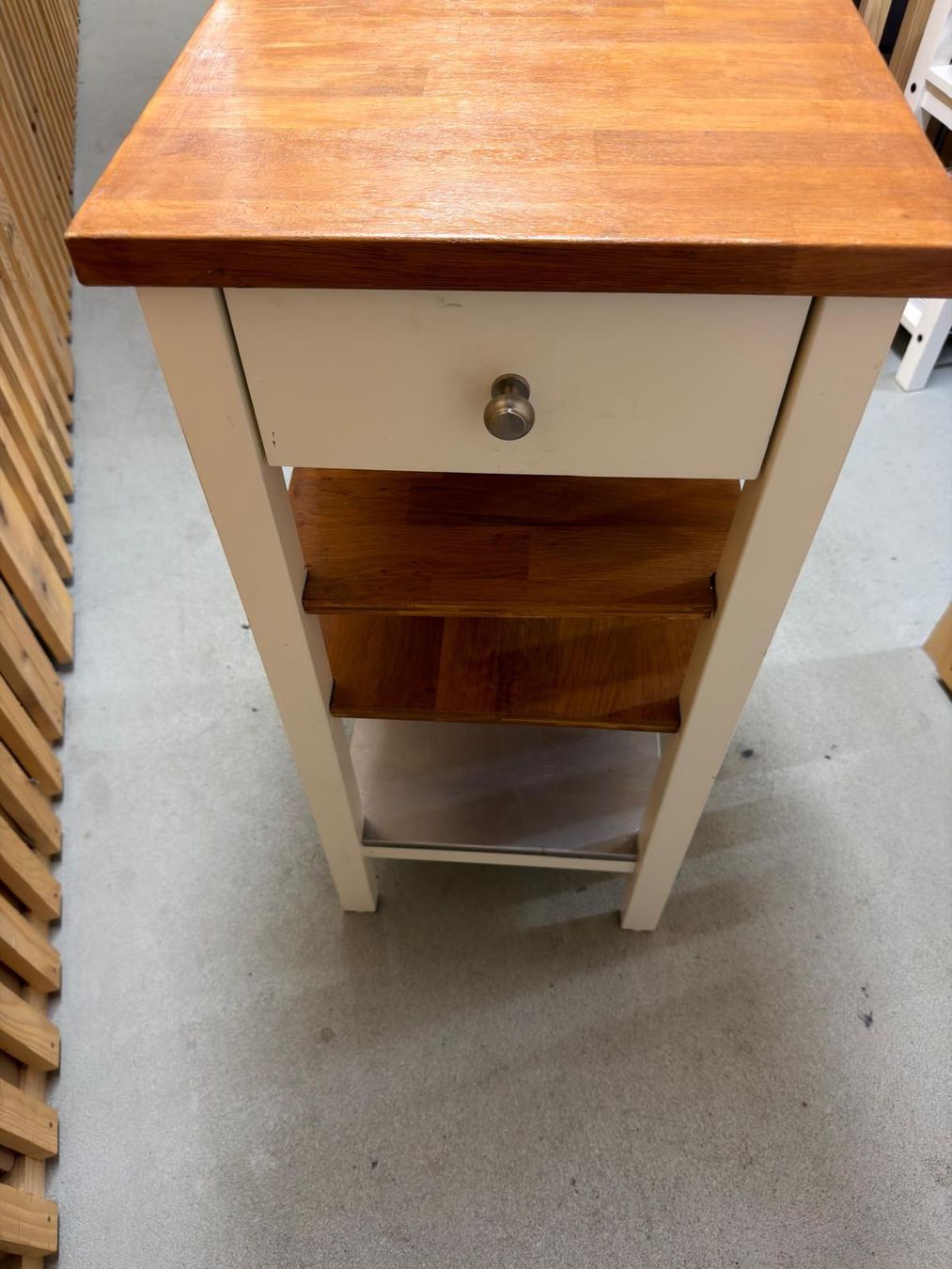 Ikea Möbel & Einrichtung: Solid Wood Kitchen Trolley / Side Table – Gebraucht aus Dietikon von Jacob-Alexandre 1