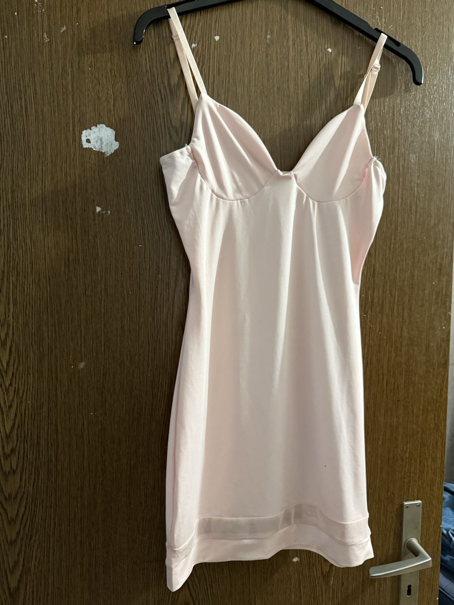 Top: Robe rose taille S – Nuovo (secondo la descrizione) da Biel/Bienne venduto da glaewynnshop