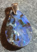 Anhänger Boulder Opal.