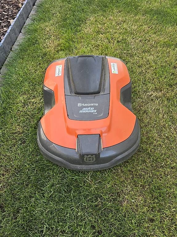 Tagliaerba: Husqvarna Automower 315  – Usato da Möriken AG venduto da edi.m
