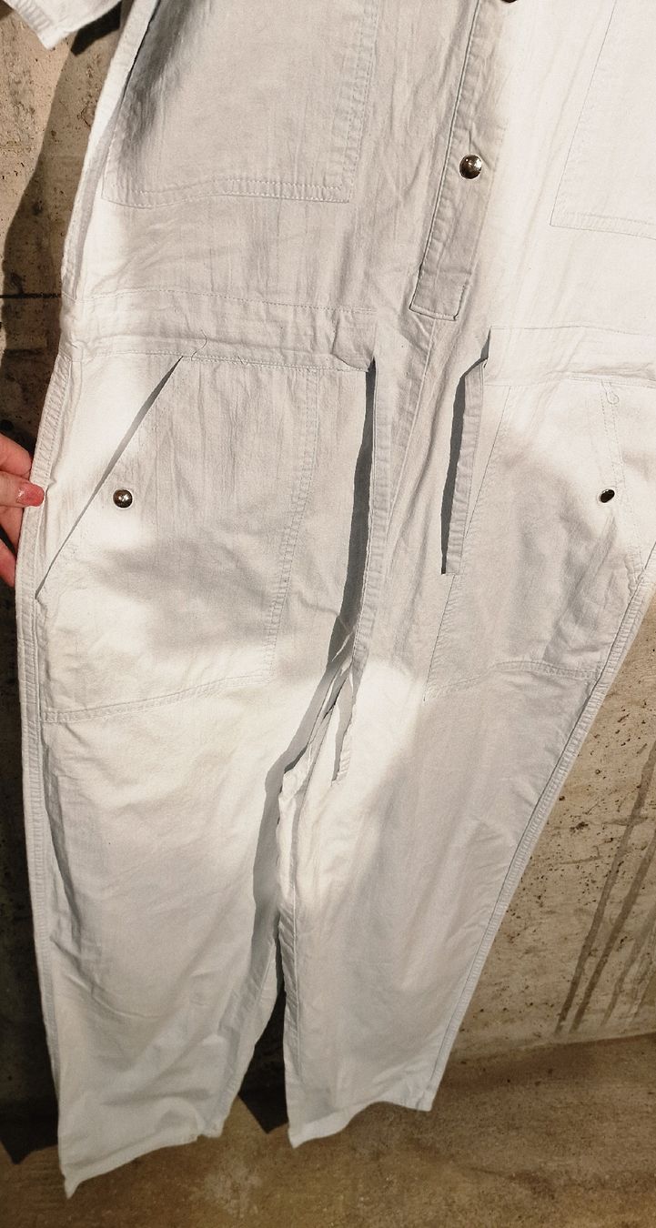 Jumpsuits: Sommerlicher Jumpsuit, hellblau, Grösse M – Gebraucht aus Affeltrangen von Szafaoli 3