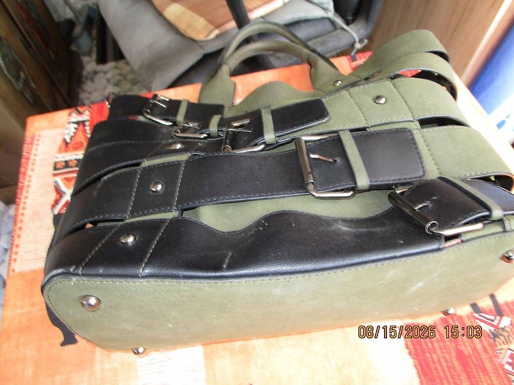 Taschen für Damen: sacs en cuir vert – Gebraucht aus Clarens von krampou 1