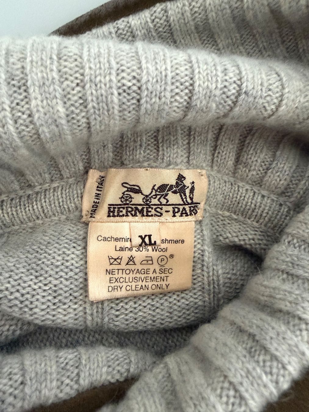 Hermès Pulls & Sweat-shirts: Hermes Cashmere Pullover – D'occasion à Wallisellen par max.mil 5