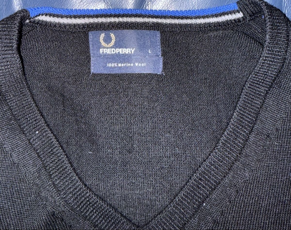 Fred Perry Maglioni & Felpe: Fred Perry Pullover dünn Merino Wolle – Usato da Birsfelden venduto da Soulseeker 3