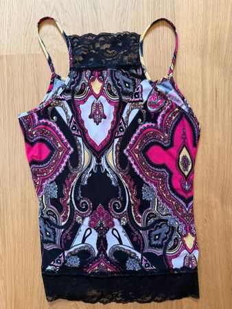 Débardeur femme motif cachemire dentelle et polyester TSneuf