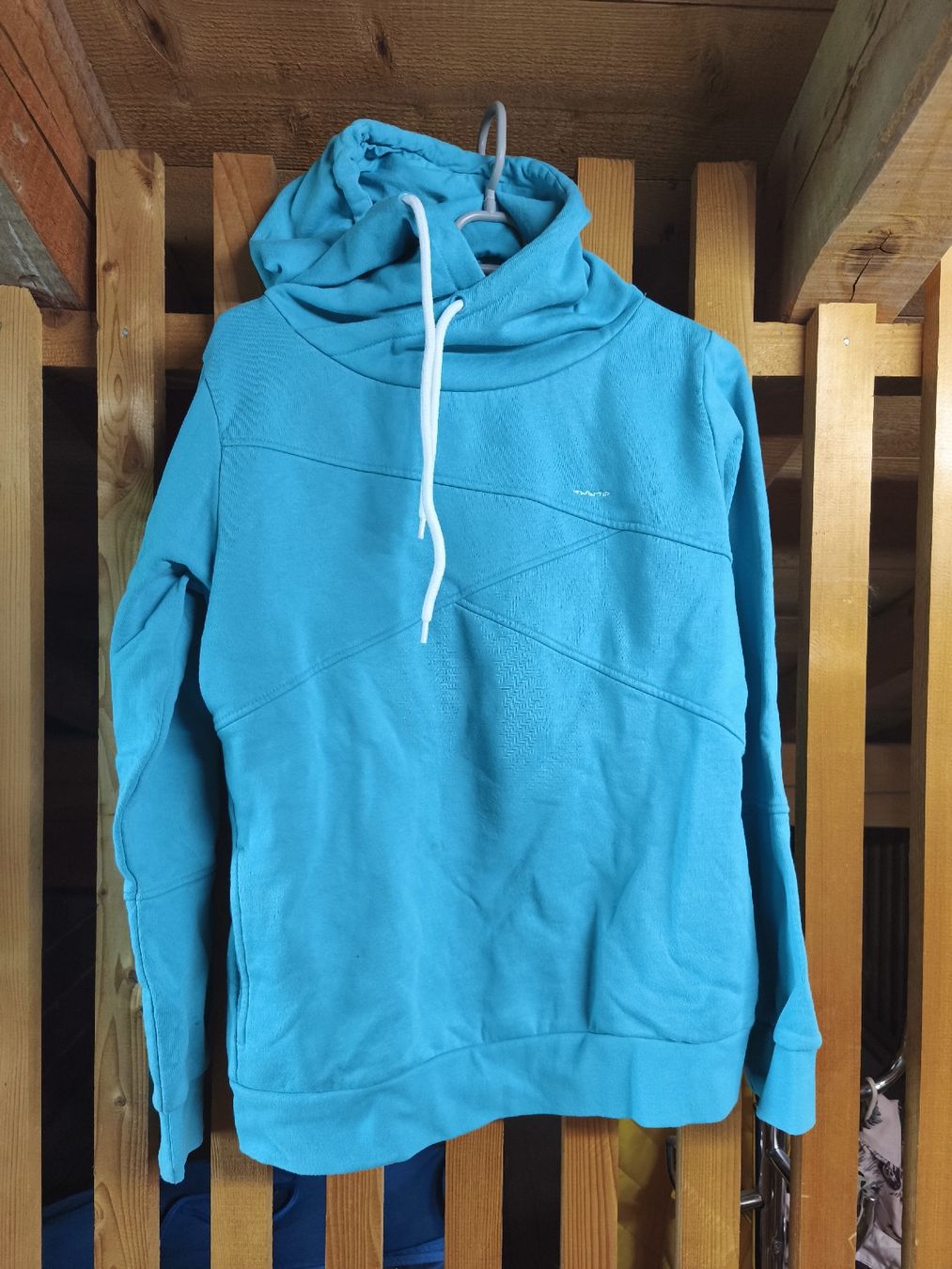 Maglioni & Felpe: Twintip Pullover Grösse L – Usato da Kandersteg venduto da digginblackpearlz