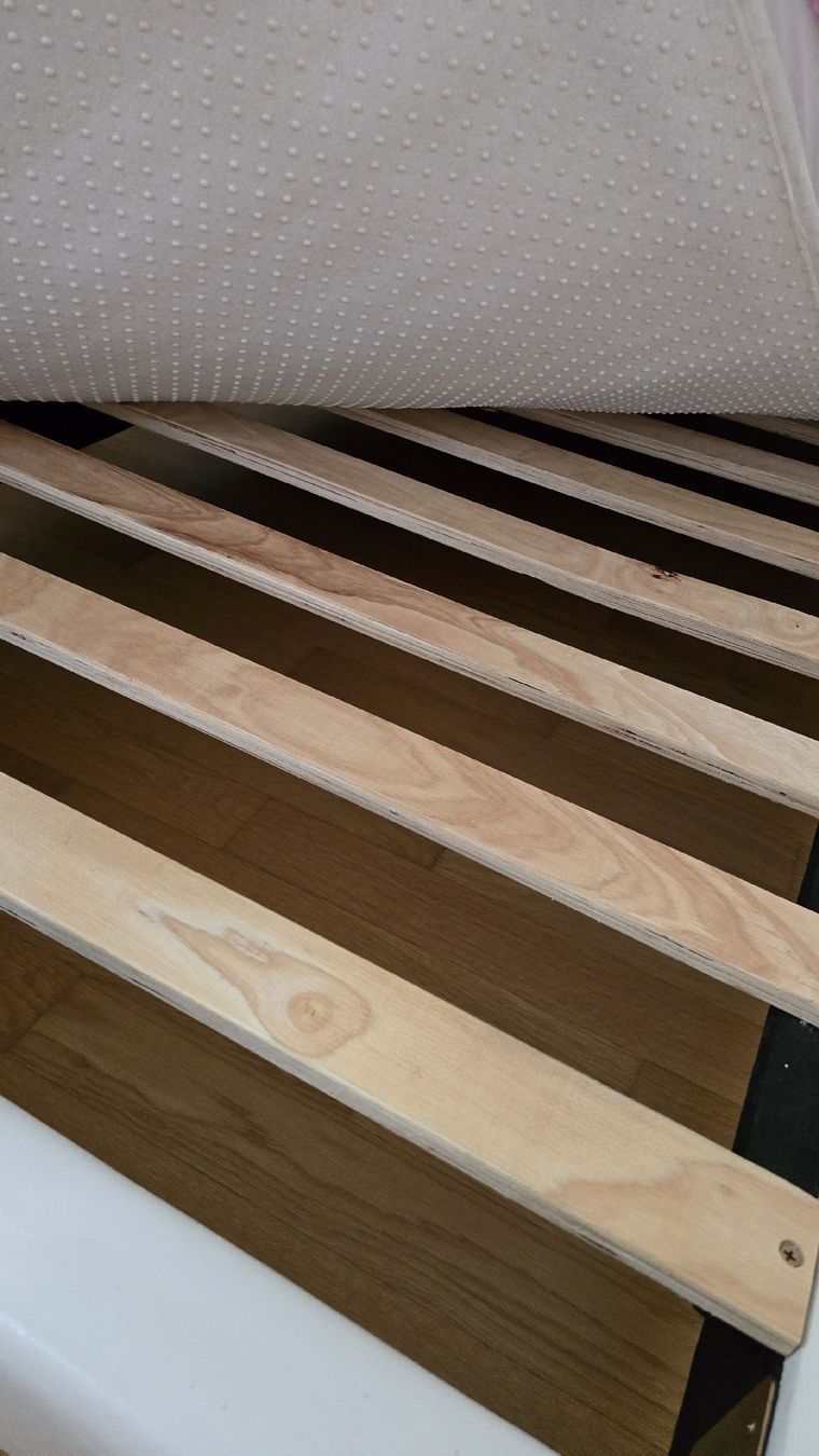 Letti: 2 x Bunny Bed with mattresses and Reer rail – Usato da Zug venduto da zebbra192 5