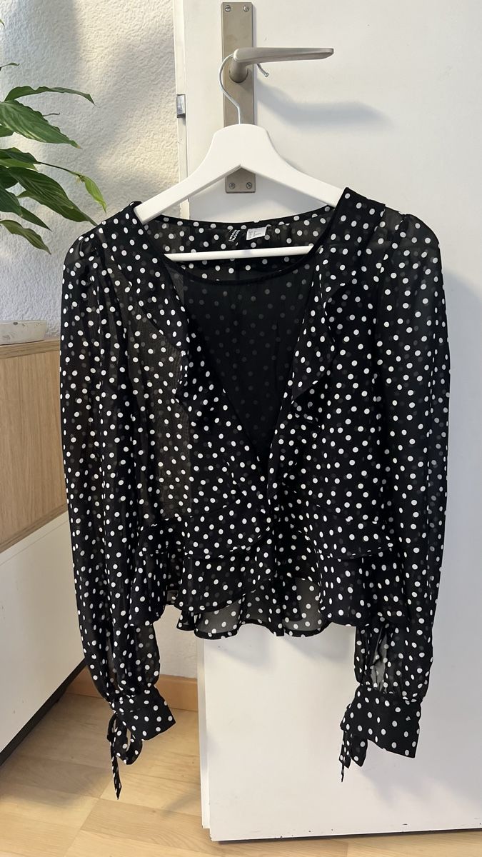 H&M Camicette: H&M Polka-Dot-Bluse, Größe 36 – Usato da Bern venduto da PrettyLittleWindow