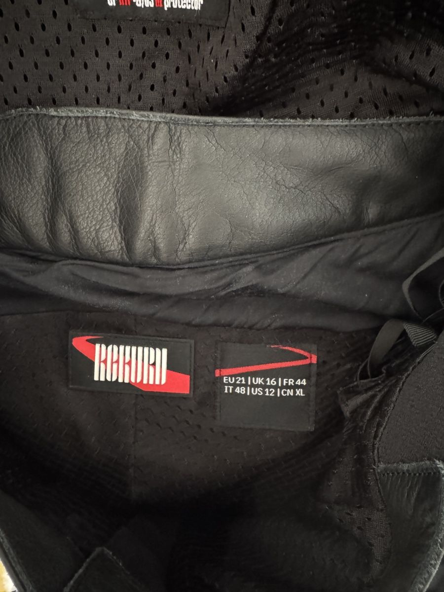 Completi & Tailleur: Motorrad Kombi Frau – Usato da Solothurn venduto da chi_yg8b 2