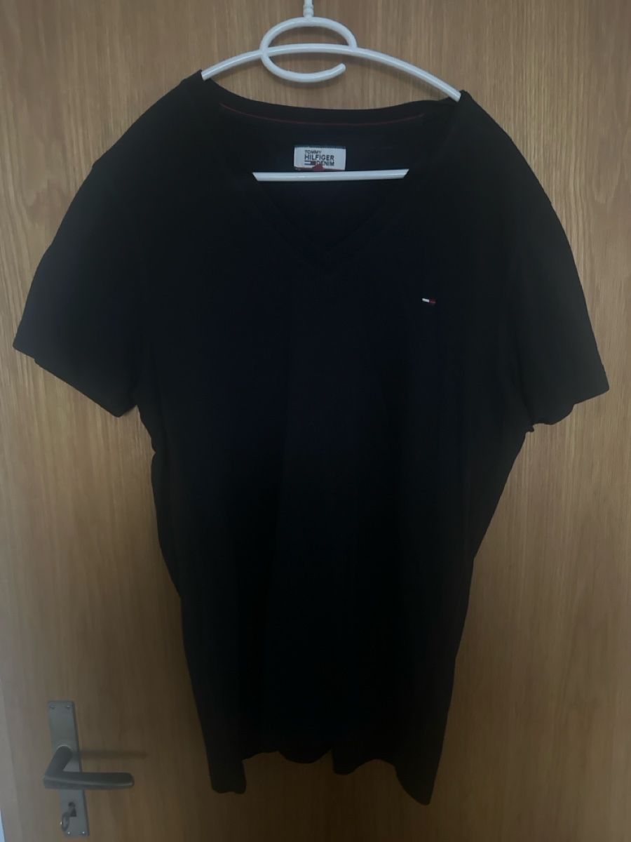 Tommy Hilfiger T-shirt: Tommy Hilfiger T-Shirt Grösse L – Usato da Bazenheid venduto da mrslvtdc 1