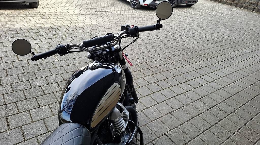 Strasse: Royal Endfield Interceptor Customize  – Gebraucht aus Elsau von Jammin1 1