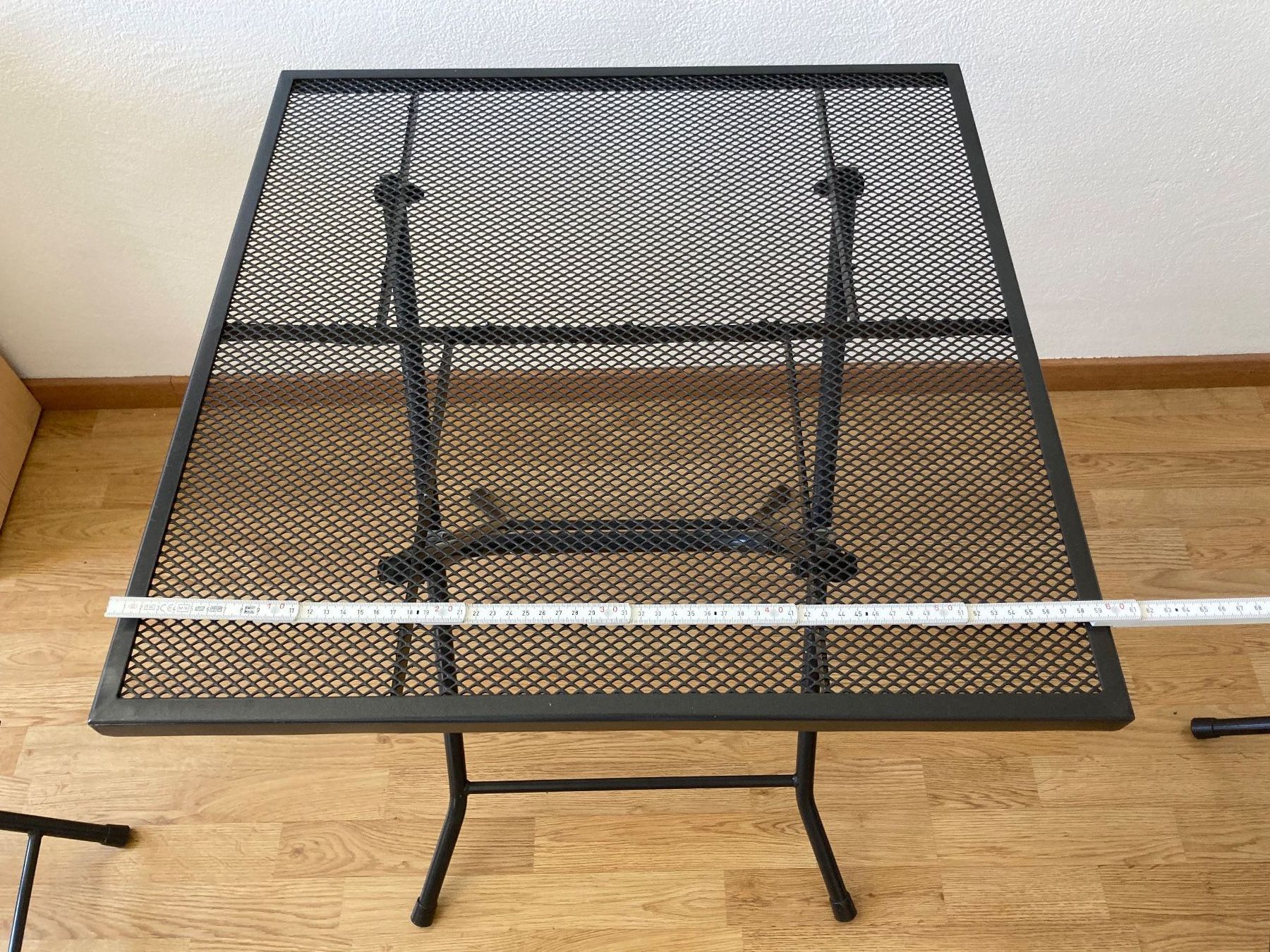 Set di tavolo e panche: Bistro-Set: Tisch + 2 Stühle – Usato da Samedan venduto da chickenrun01 2