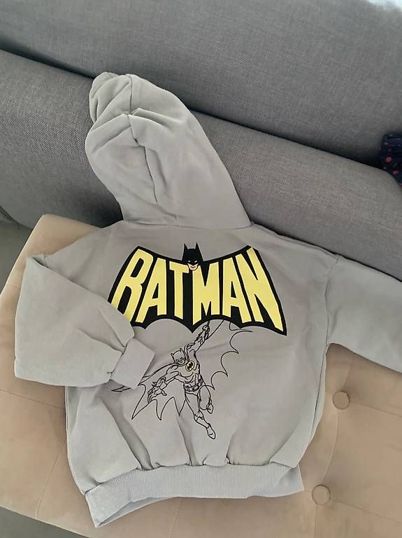 Maglioni & Felpe: Batman Zara Sweater  – Nuovo e nell'imballaggio originale da Dübendorf venduto da audreydes 2