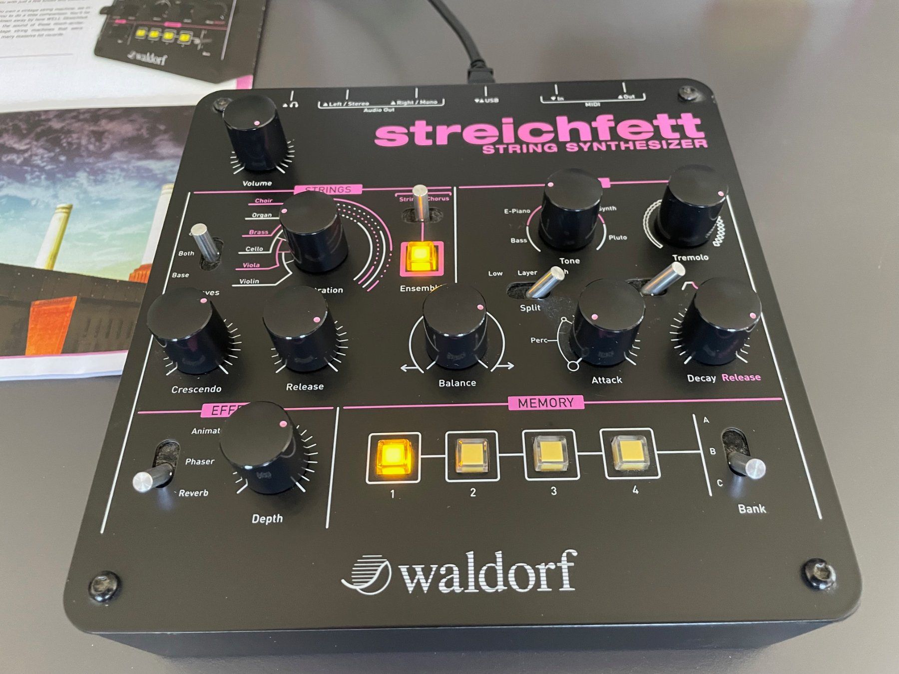Waldorf Instruments de musique: Waldorf Streichfett Strings Synthesizer – D'occasion à Bellinzona par gioas 1