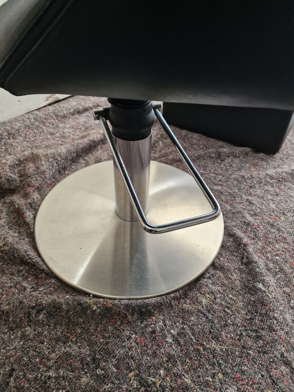 Sedie: Coiffeur  Stühle – Usato da wallisellen venduto da Murat-440 2