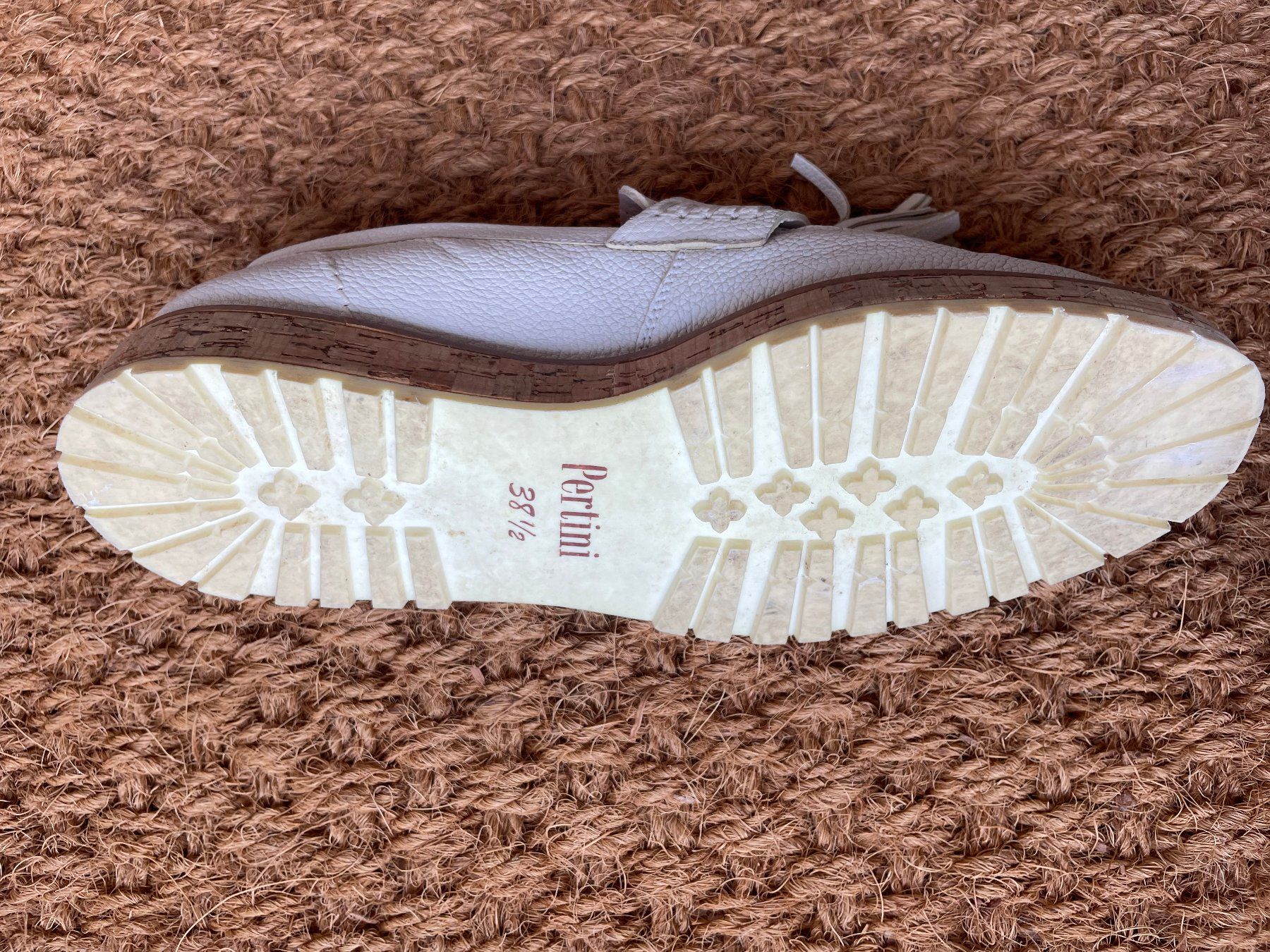 Scarpe da donna: Schuhe Marke Pertini 38 1/2 – Usato da Hausen am Albis venduto da Werk3 3