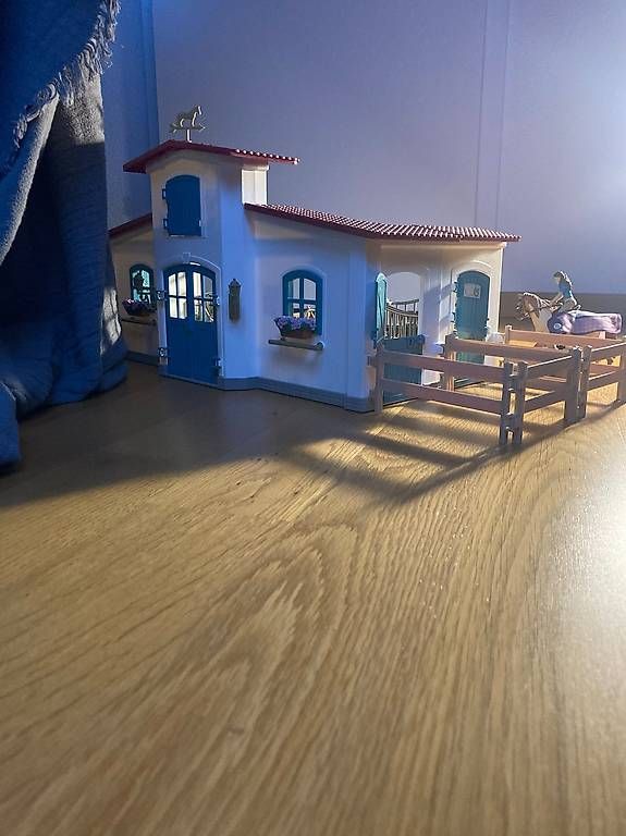 Giocattoli: Schleich Pferdehof komplett – Usato da Köniz venduto da corinnevo 4