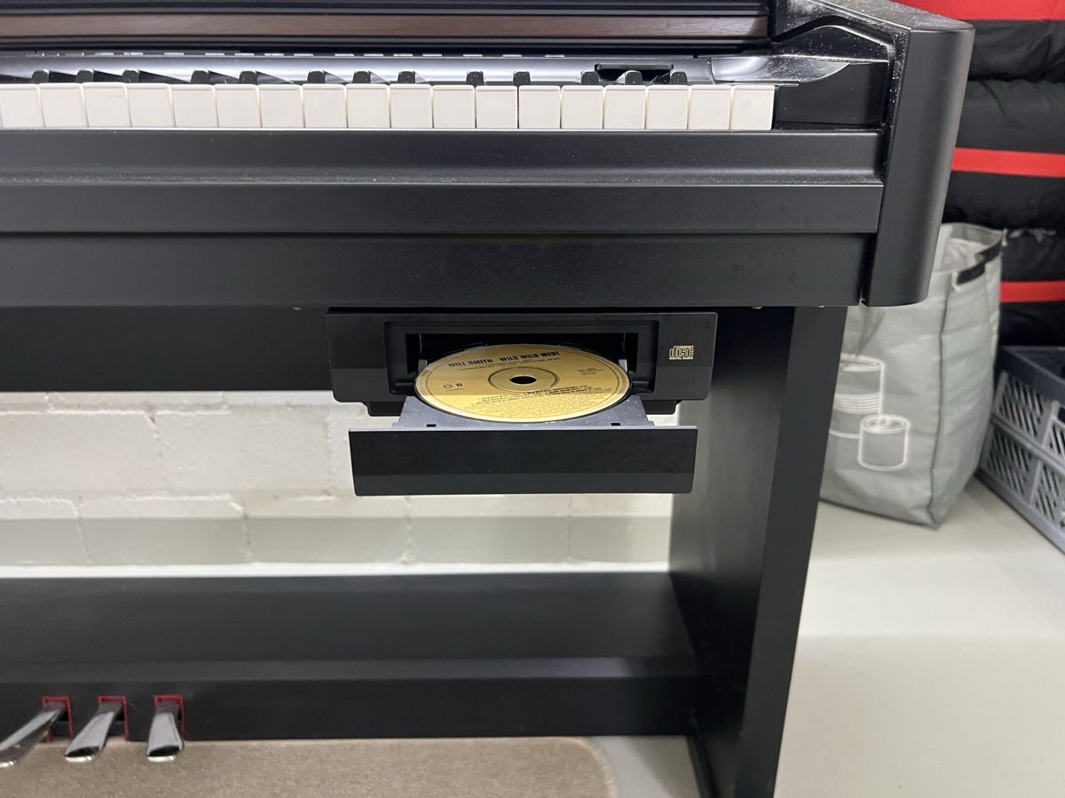 Casio Strumenti musicali: Piano Casio Celviano AP-7 – Usato da Embrach venduto da Stroke111 2