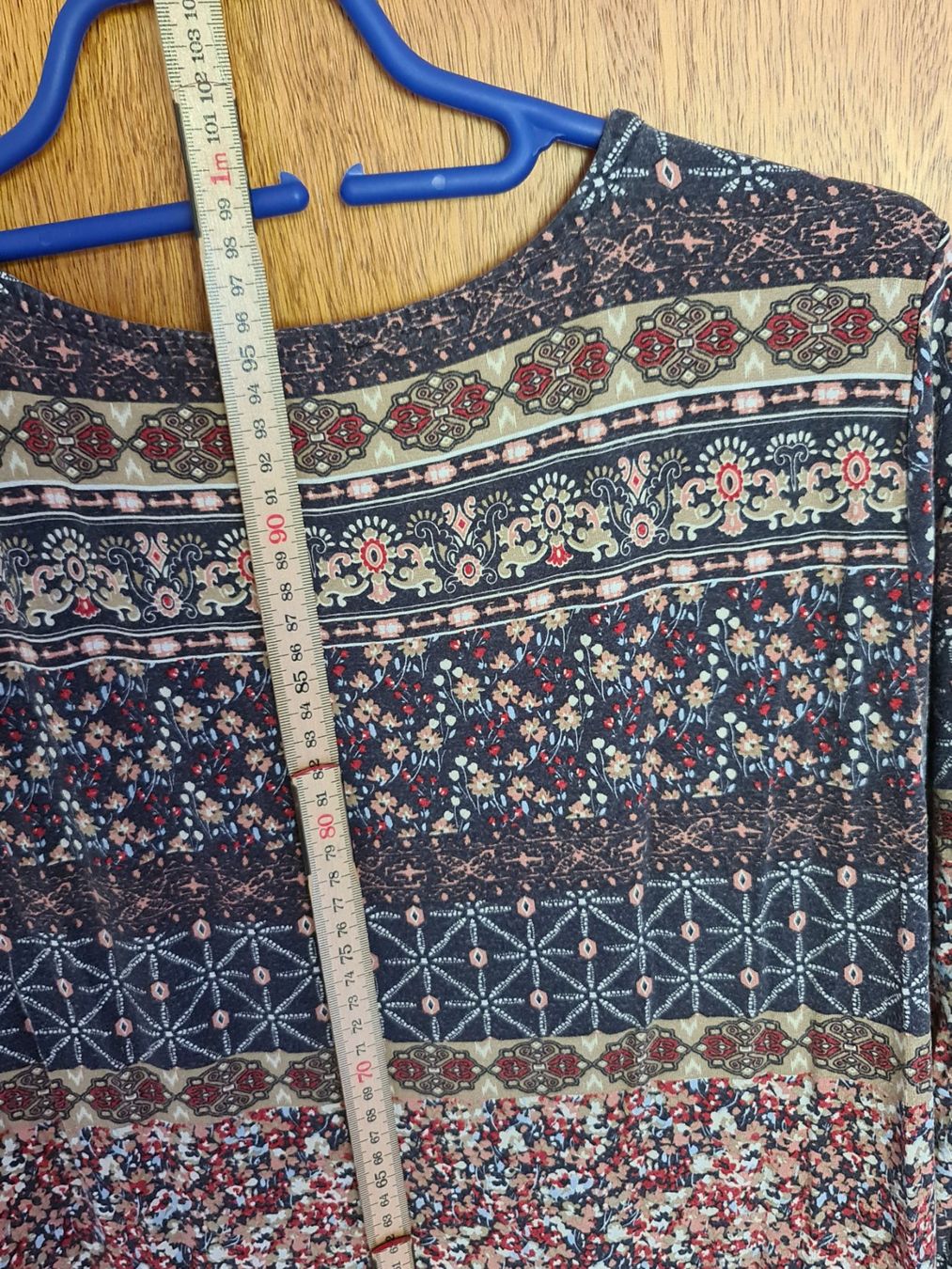 Robes: Wunderschönes Kleid, halbarm Grösse 44 – D'occasion à Eschert par PS.. 5