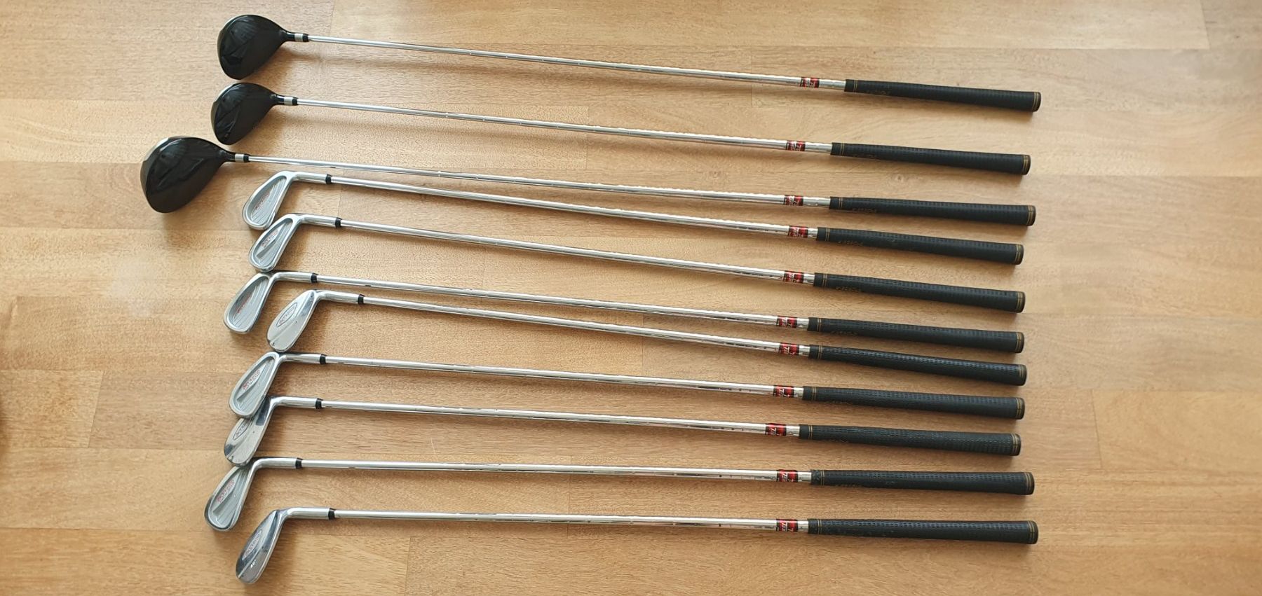 Schläger & Sets: Golfbag mit Schläger Komplettset – Gebraucht aus Stansstad von  5