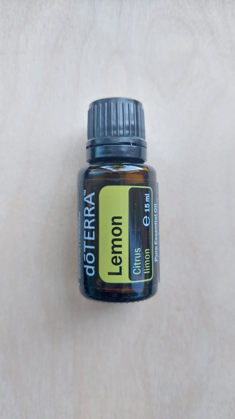 Doterra Oli essenziali: dōTERRA Lemon 15ml - NEU – Nuovo e nell'imballaggio originale da Allschwil venduto da Basileaa