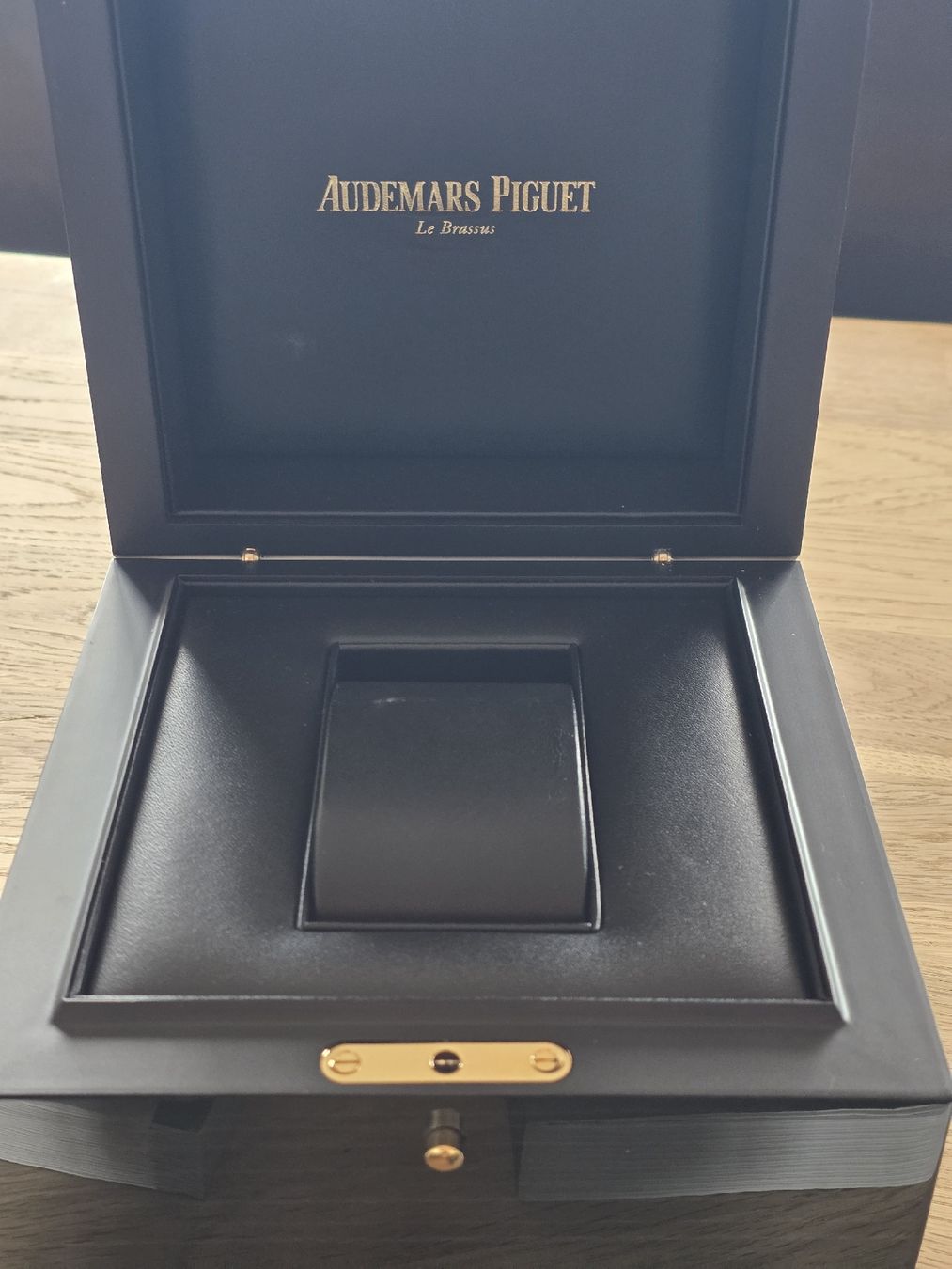 Audemars Piguet Orologi: Audemars Piguet offshore panda – Usato da Meggen venduto da dua_b6r2 5