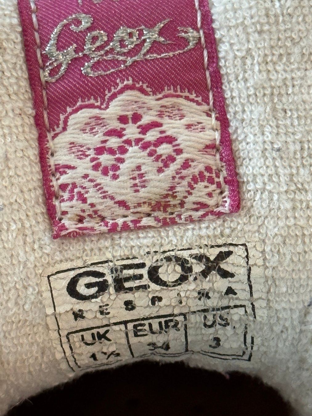 Geox Scarpe per ragazze: Turnschuh Geox Gr. 34 – Usato da Würenlos venduto da CaSteSeNievis 4