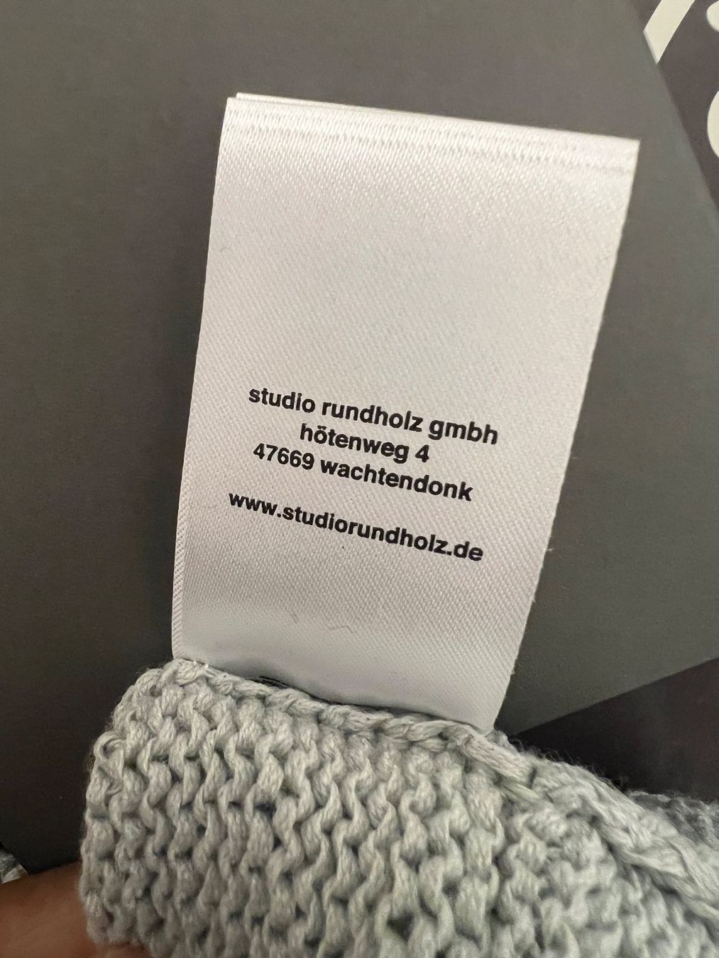 Maglioni & Felpe: Rundholz Strickpullover Oversize, hellgrau, Gr. OS – Usato da Zürich venduto da Roon123 3