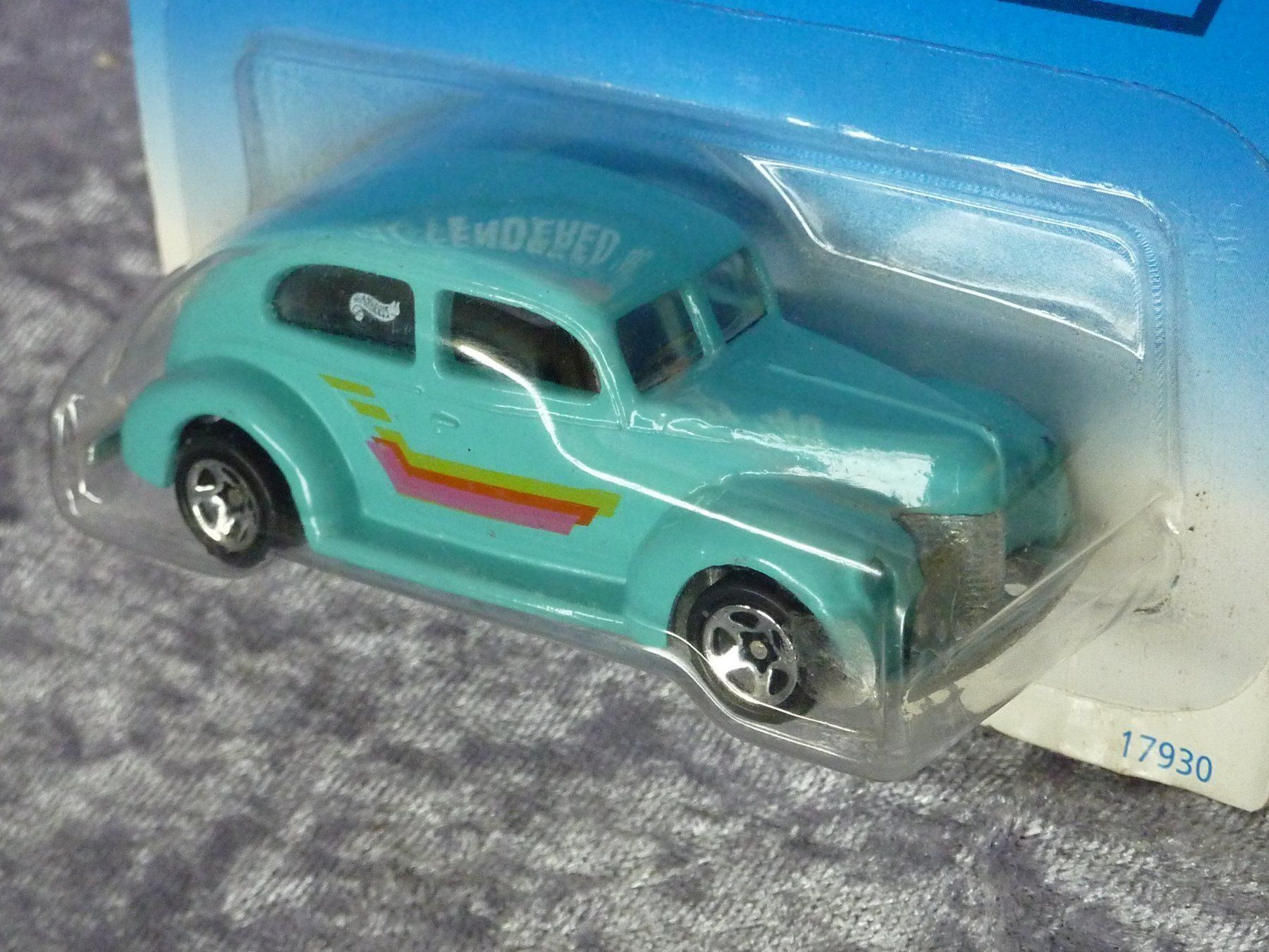 Hot Wheels Modellini d'auto: Ford Fat Fendered '40  1:64 – Nuovo e nell'imballaggio originale da Dürrenäsch venduto da modellautos4you 2