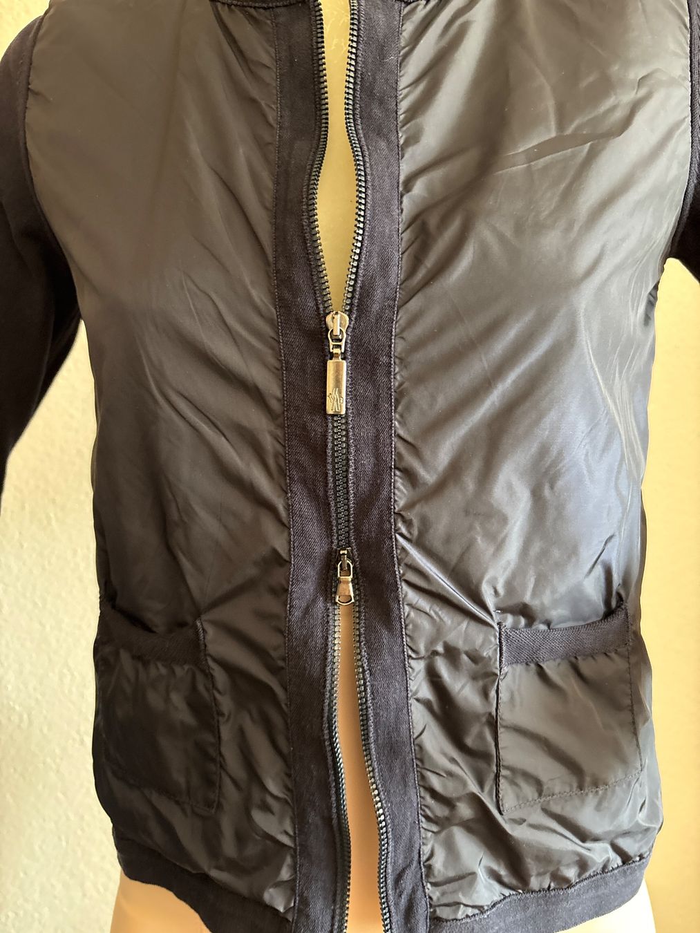 Moncler Jacken: Moncler Jacke grS – Gebraucht aus Niederbipp von blu_jw7r 5